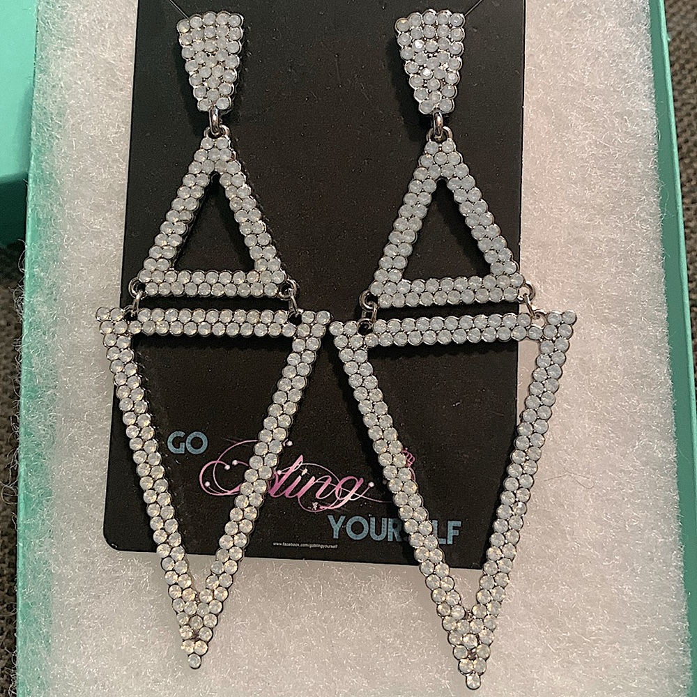 Brand New! Pageant/Prom Earrings